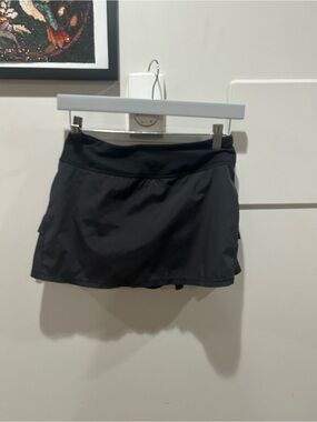 Black Ivivva/Lululemon Skort, size 12
